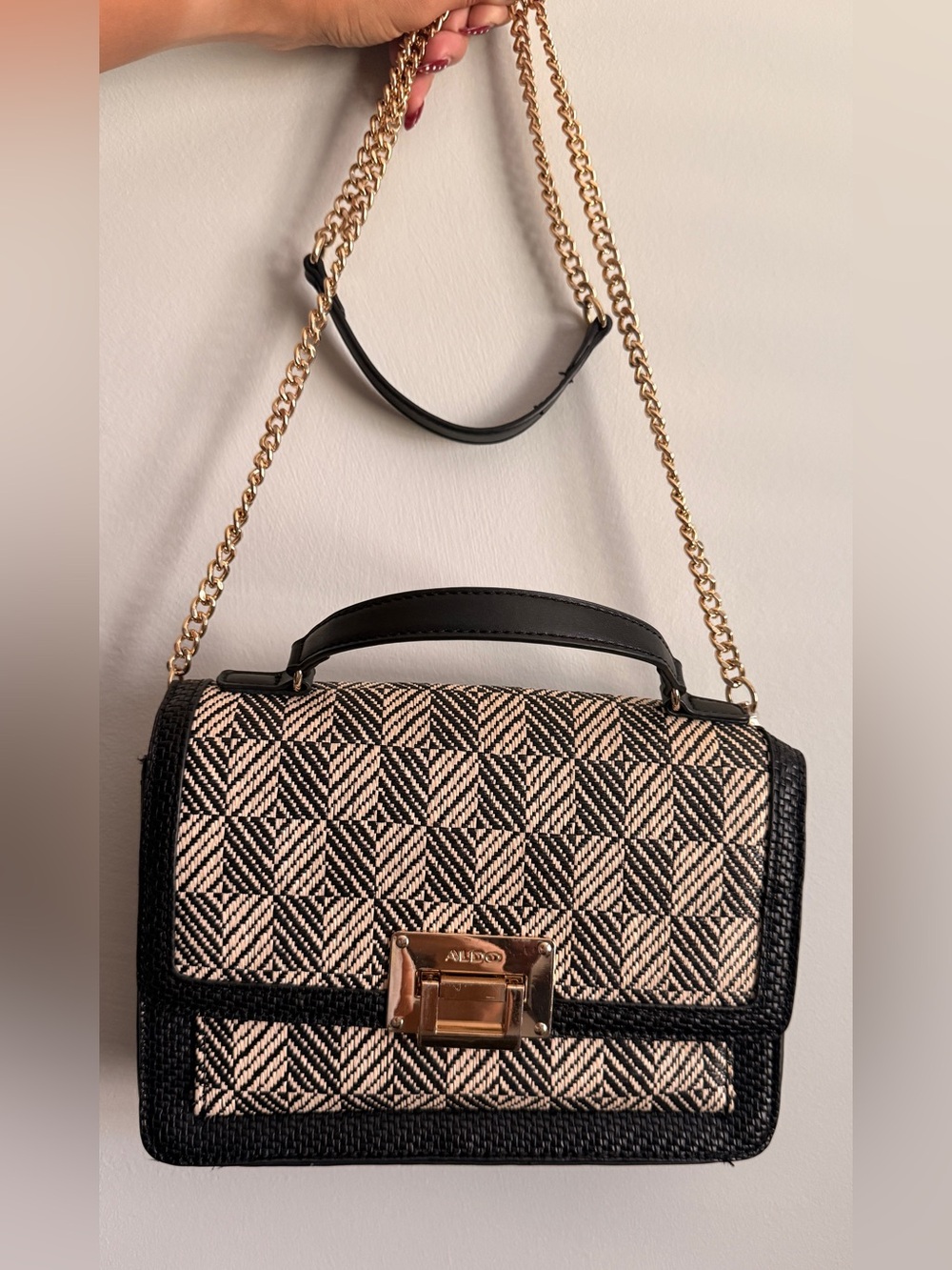 Aldo Black & Cream Woven Crossbody with Gold Chain Strap